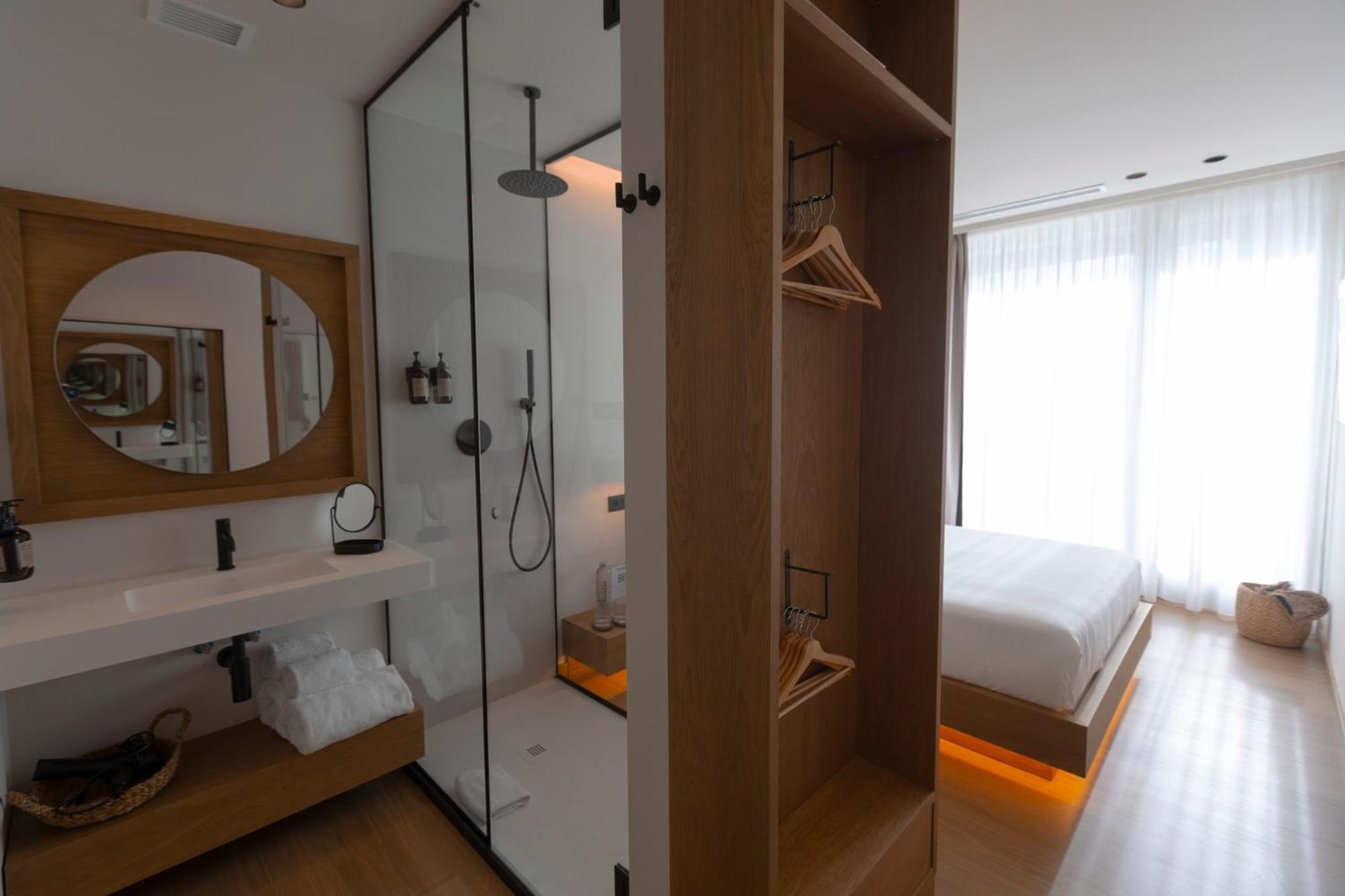 Habitación Doble con balcón y vistas al mar